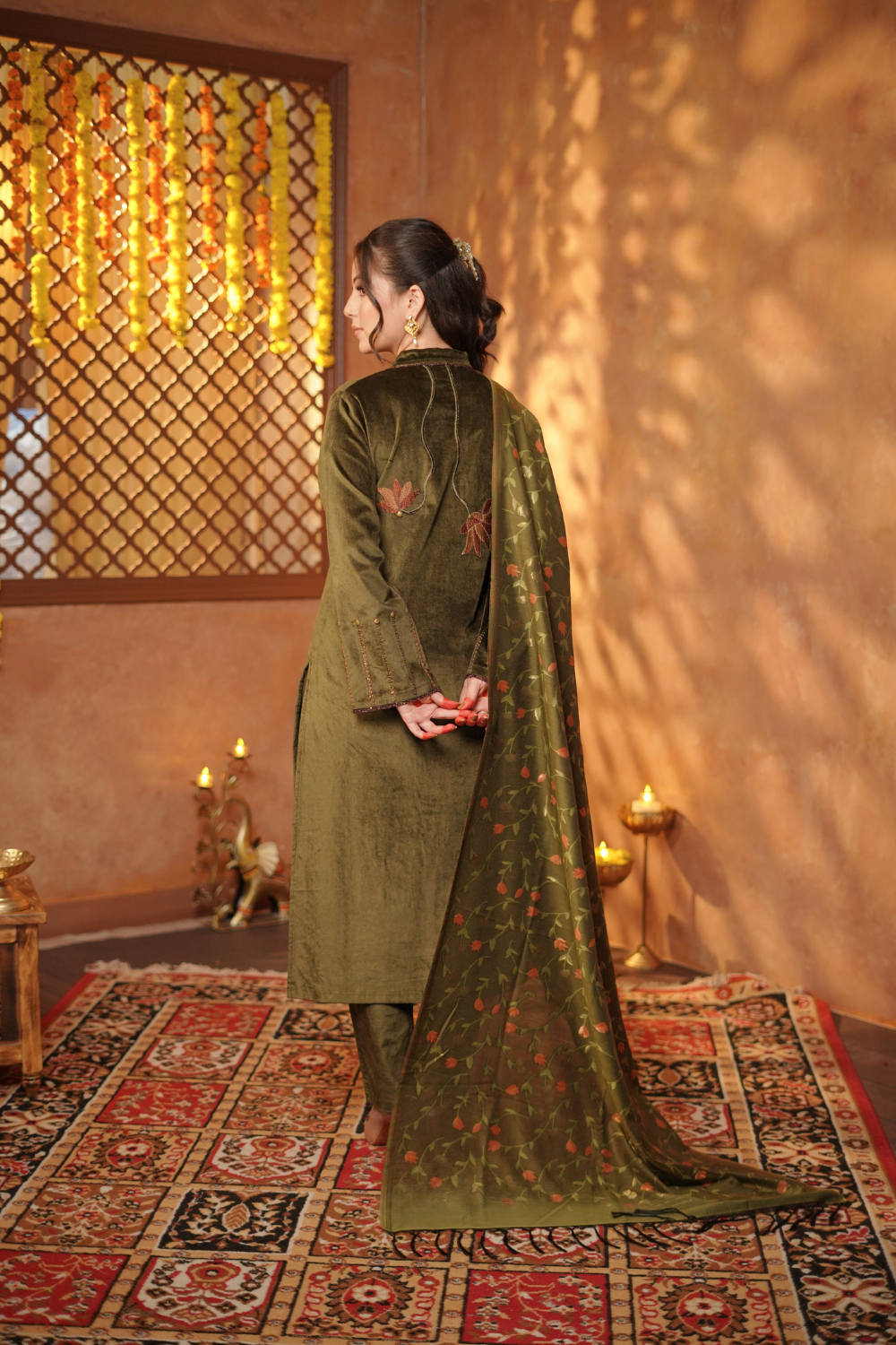 OLIVE BANARASI DUPATTA SET